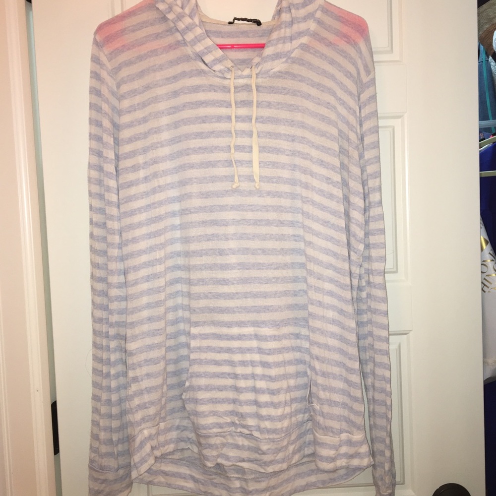 brandy Melville pullover